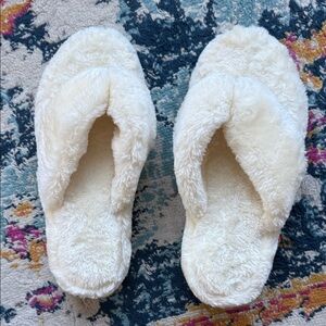 Cozy Cream Women's Slippers